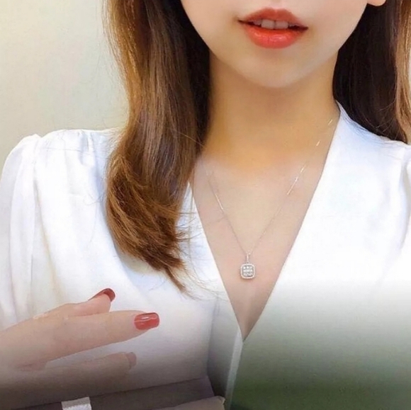 NEW STERLING SILVER DIAMOND PENDANT NECKLACE